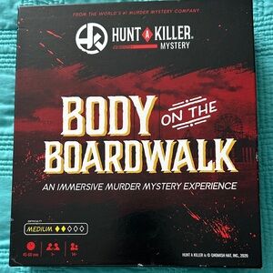 Hunt A Killer Mystery Game - Body on the Boardwalk